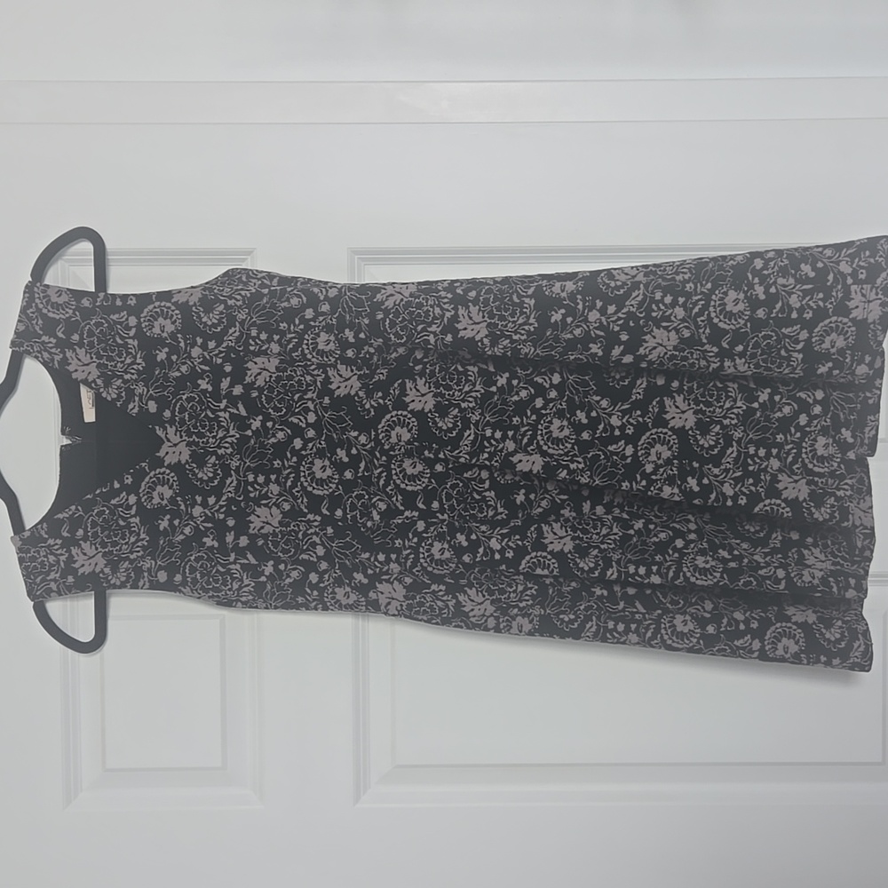 LOFT Black and White Floral Dress